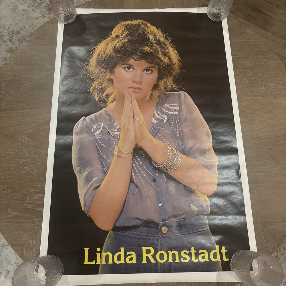 Vintage 1977 Linda Ronstadt Poster 23"x35"